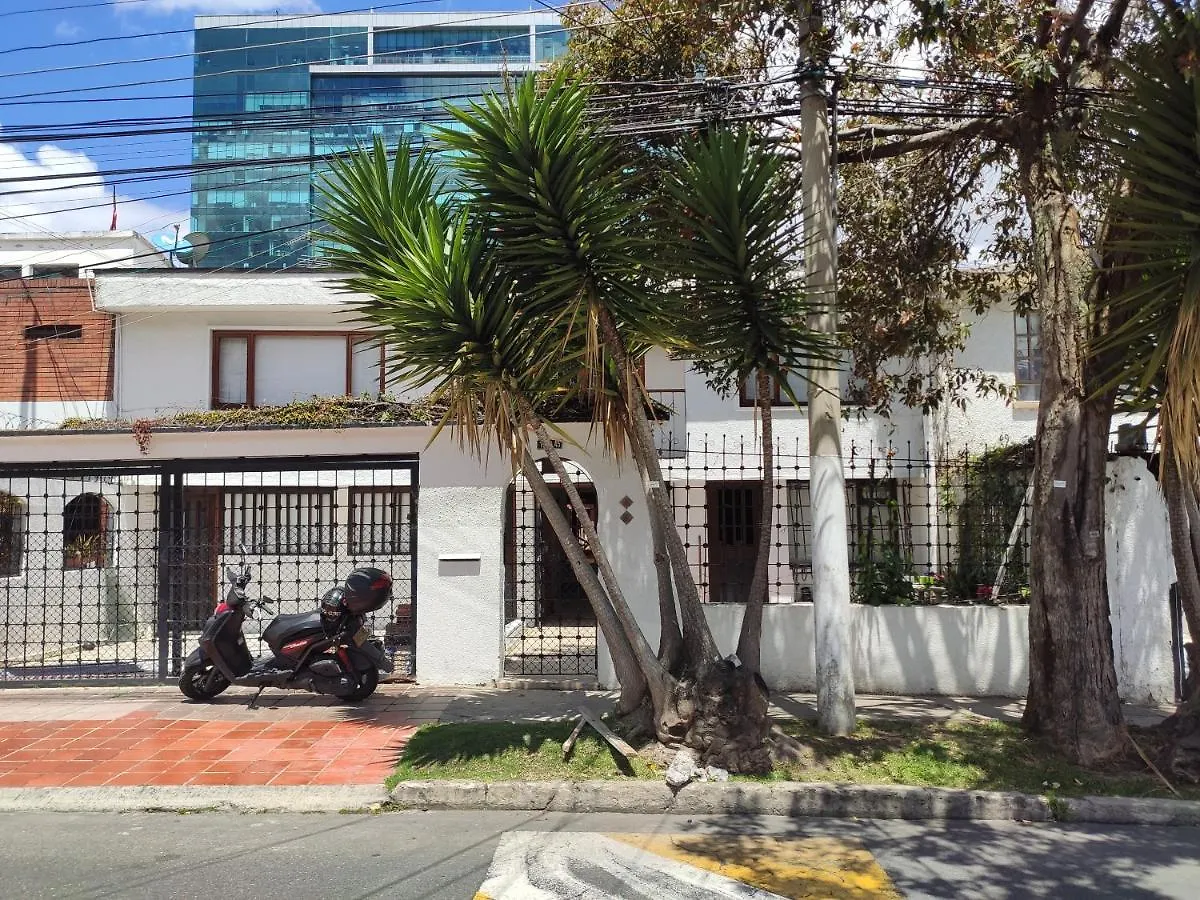 kontakty Acogedor Hostal Usaquen La Parada Del Tren