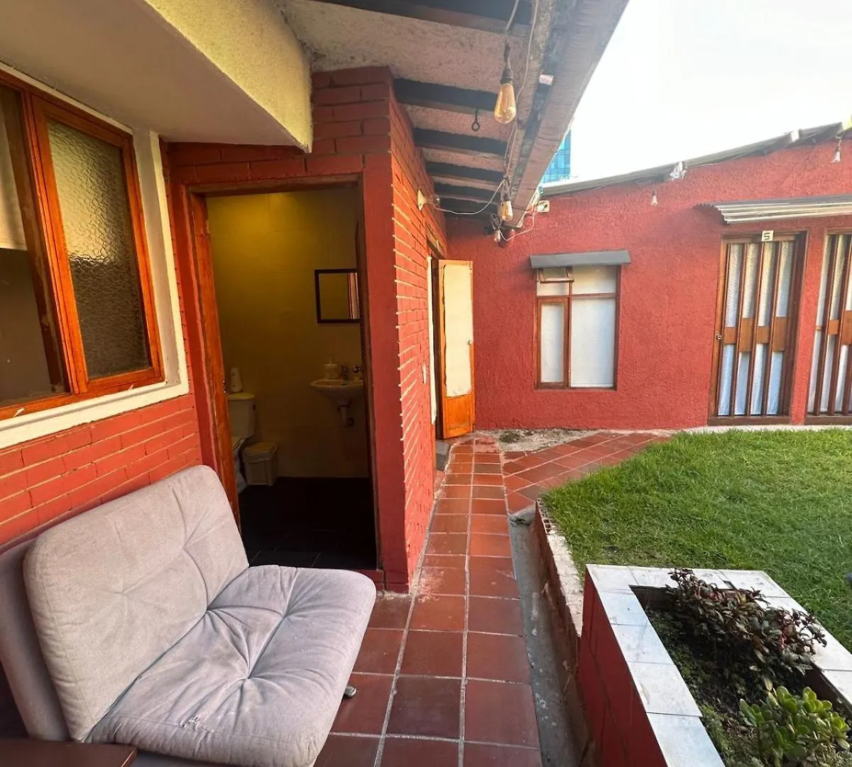 Acogedor Hostal Usaquen La Parada Del Tren Bogotá 0*,